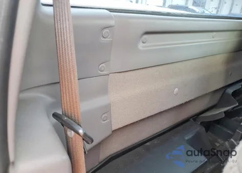 2001 Ford F150 z USA, uszkodzony, nr VIN 1FTZF17261NB20103